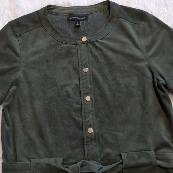 Banana Republic Sage Green Vegan Suede Shirtdress Size 6 - Picture 4 of 12